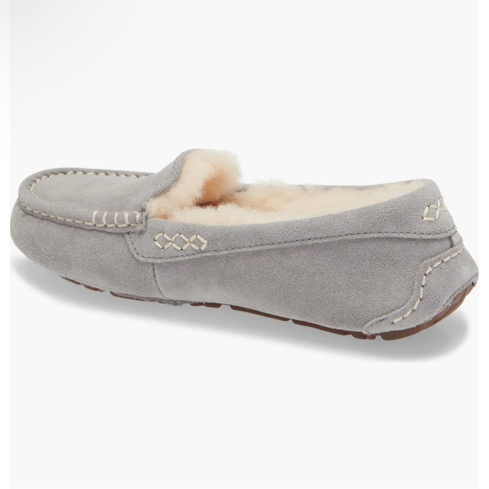 UGG Women’s Ansley Gray Slipper - rubber bottom. Size 11 -RUNS SMALL - Picture 13 of 14